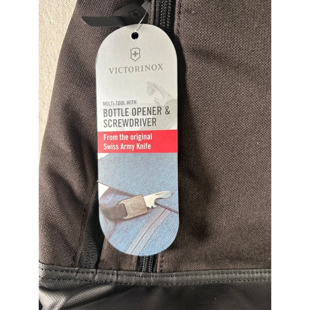 Victorinox Altmont Original Flapover Laptop Backpack Black Travel Bag NWT 15